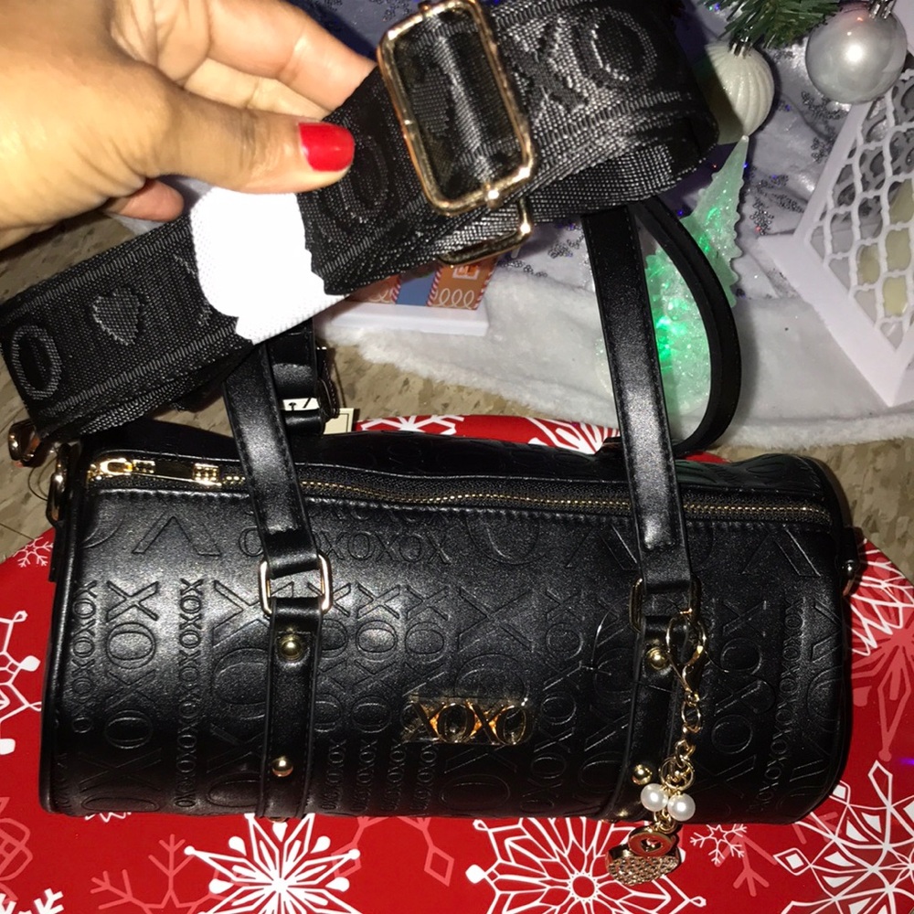 XOXO Black Crossbody Bag with Gold Accents - Picture 13 of 14